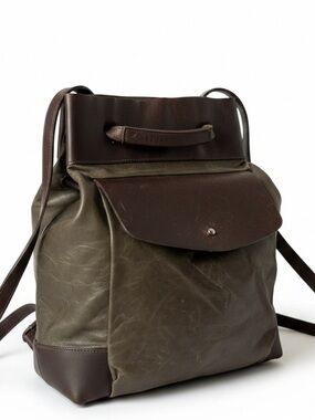 m0851 Leather Convertible Backpack Tote Bag Two Tone Olive Brown Made in Canada